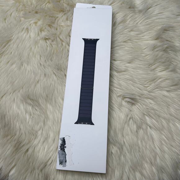 Apple Watch Band - Leather Link (41mm) - Ink - M/L New MP843ZM/A - Picture 1 of 4